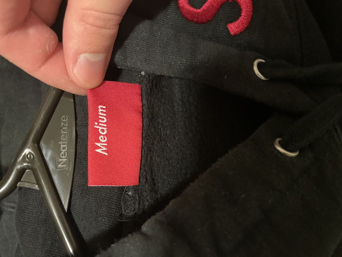 Supreme Supreme embroidered s hoodie black Size US M / EU 48-50 / 2 - 4 Thumbnail