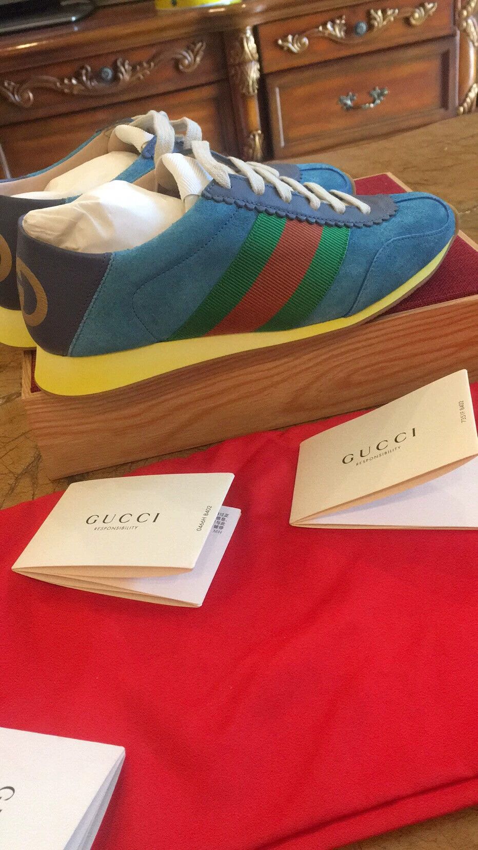 Gucci Gucci Women's Red Dad Shoe Size 36 Size US 5.5 / IT 35.5 - 7 Thumbnail