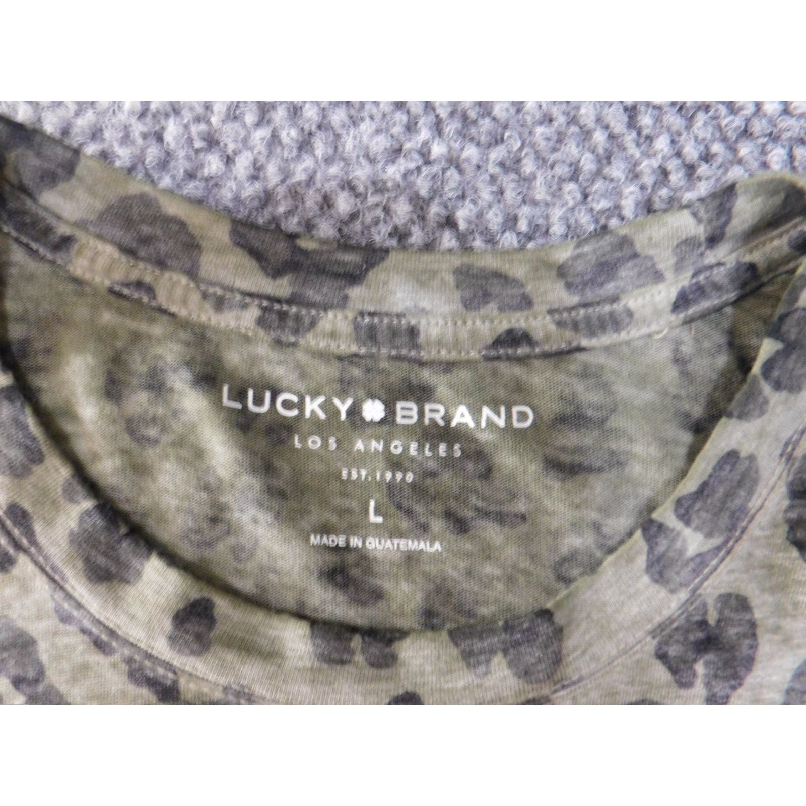 Lucky Brand Lucky Brand Blouse Shirt Women Crew Neck Green Animal Print Knit Modal L Casual Short Sleeve Basic Regular Stretch - (Remove stray punctuation) Size L / US 10 / IT 46 - 4 Thumbnail