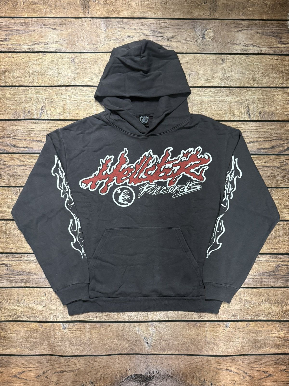 HELLSTAR HELLSTAR Airbrushed Skull Hoodie. Size Medium