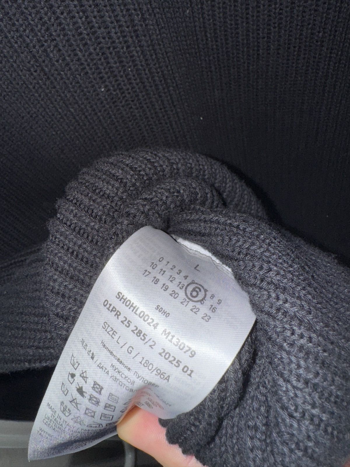 Maison Margiela Black MM6 Maison Margiela Sweatee Size US L / EU 52-54 / 3 - 4 Thumbnail