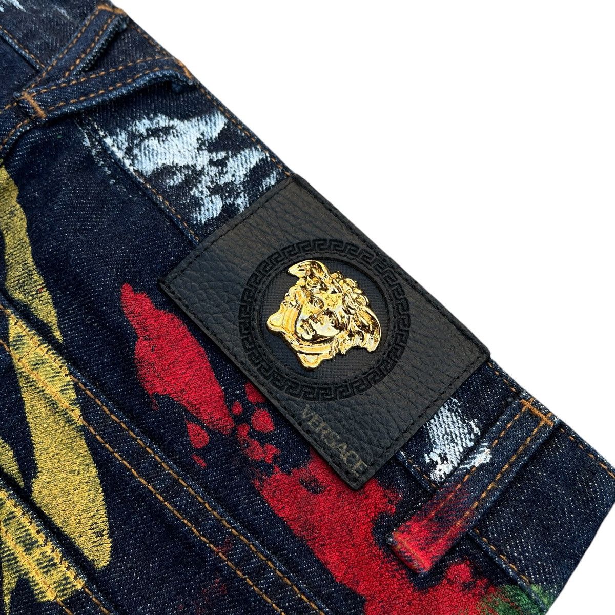 Versace VERSACE PAINTED DENIM JEANS Size US 30 / EU 46 - 6 Thumbnail
