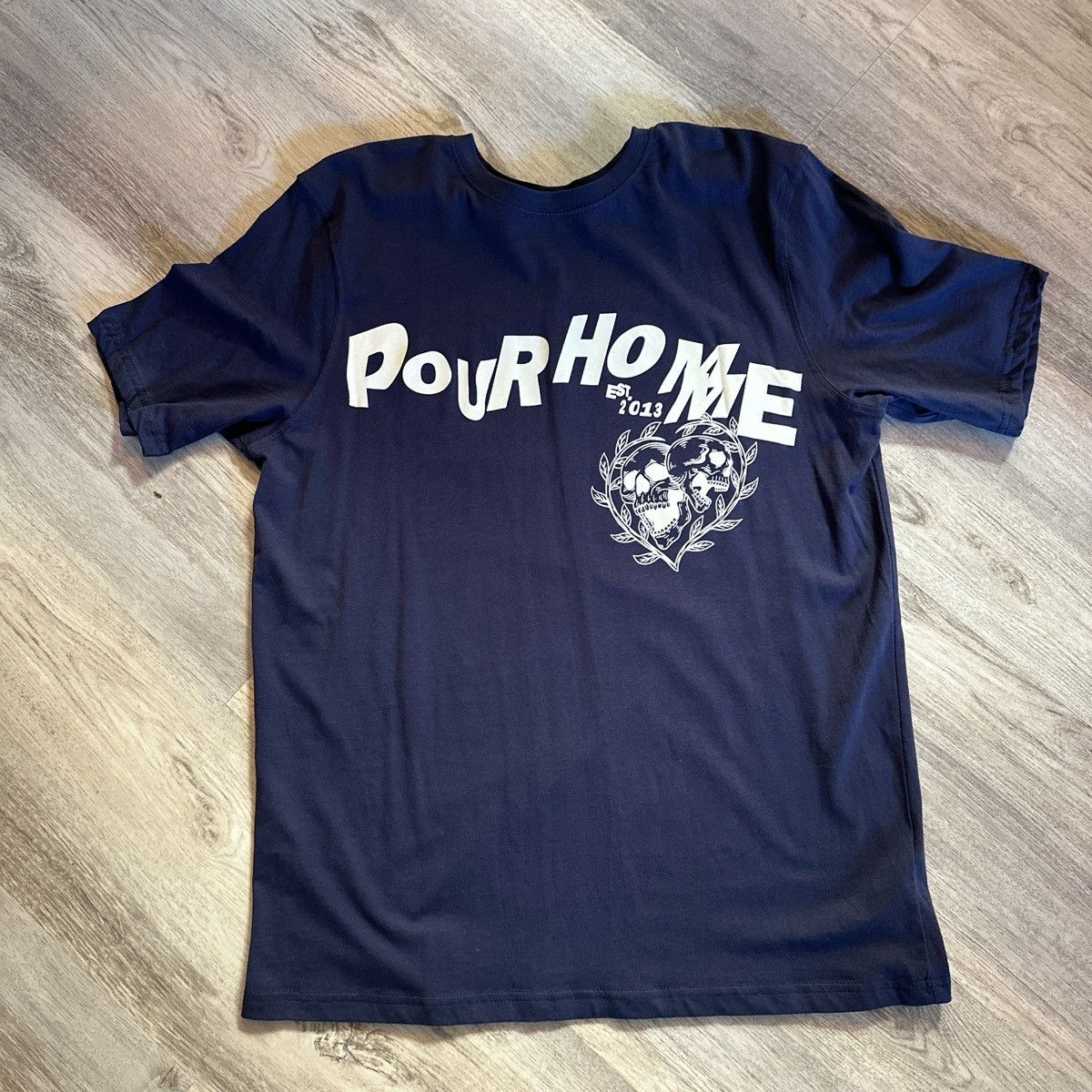 Vintage "Pour Homme" Navy Blue Graphic Tee Size US L / EU 52-54 / 3 - 1 Preview