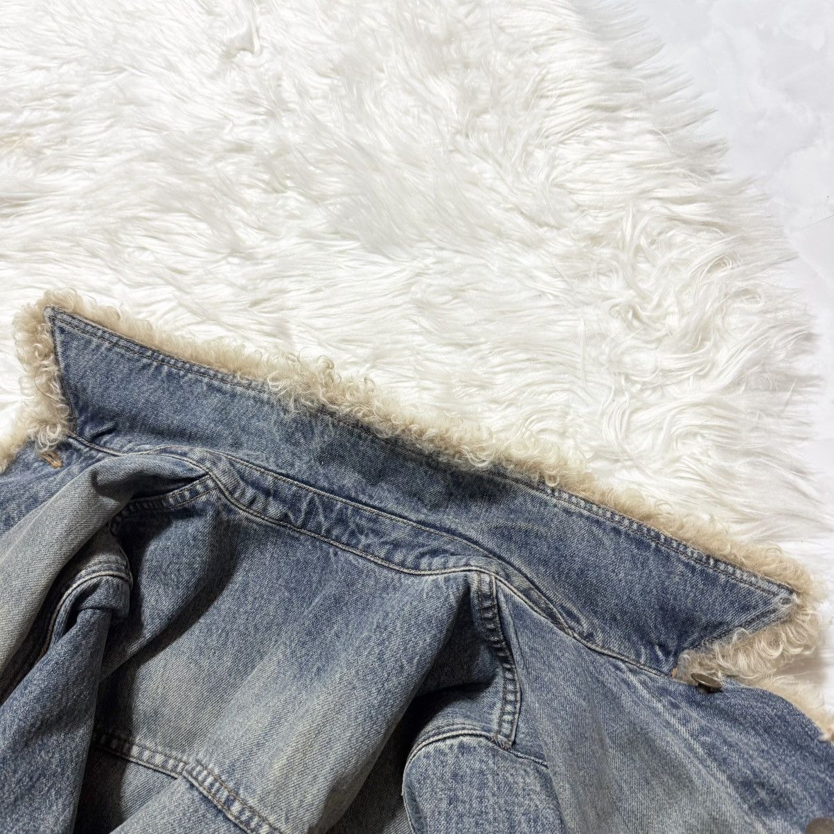 Dolce & Gabbana Dolce & Gabbana fur-lined denim blouson jacket Size US S / EU 44-46 / 1 - 15 Thumbnail