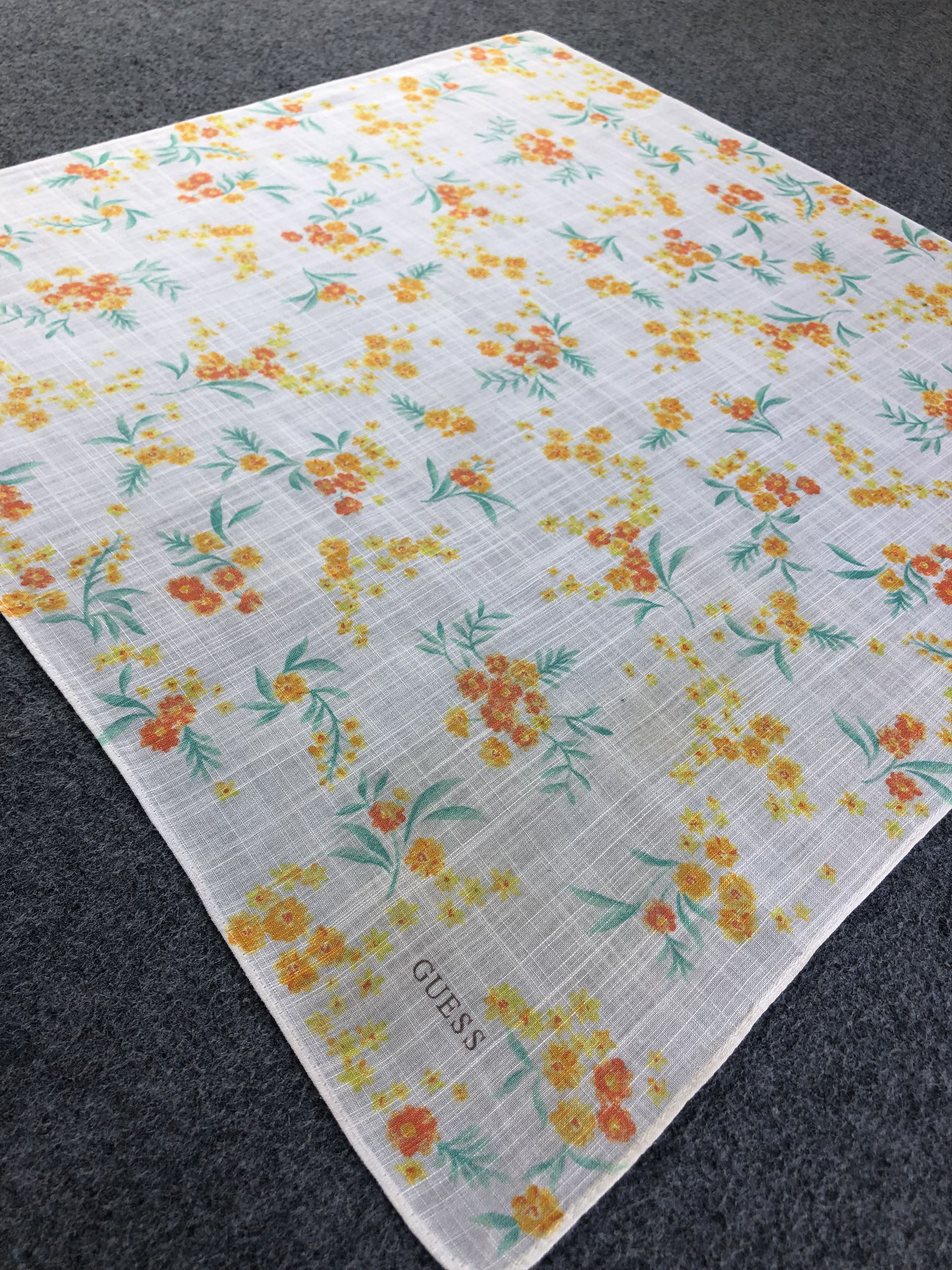 Guess Guess Floral Handkerchief / Bandana / Neckerchief C414 Size ONE SIZE - 4 Thumbnail