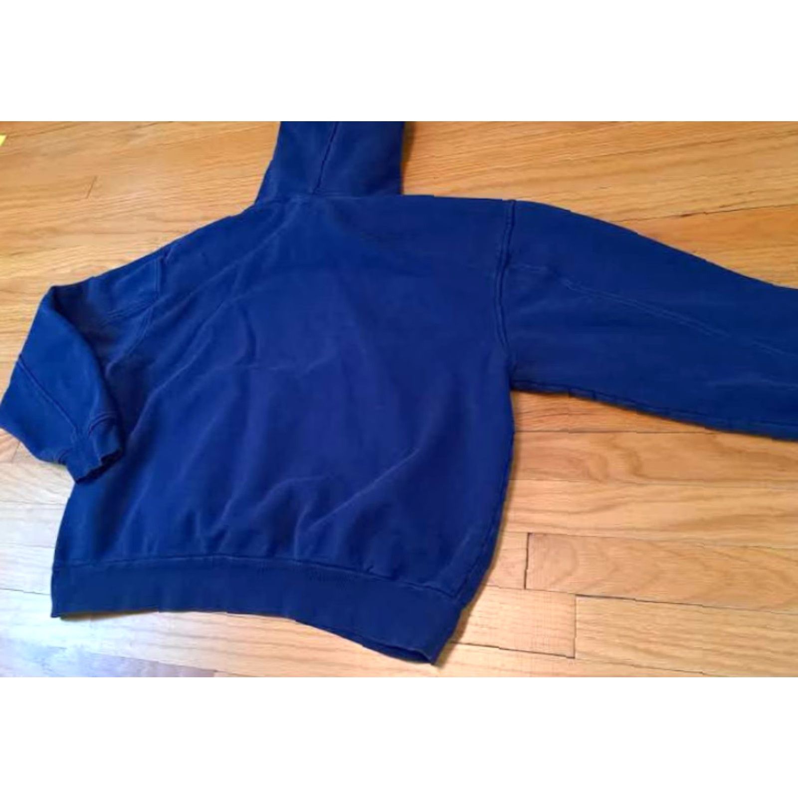 Levi's VINTAGE Levi's Sweatshirt Pullover Hooded Blue Navy Medium M Unisex Adults Size Regular Hoodie Drawstring Long 24in Pit to Pit 24in Size US M / EU 48-50 / 2 - 6 Thumbnail