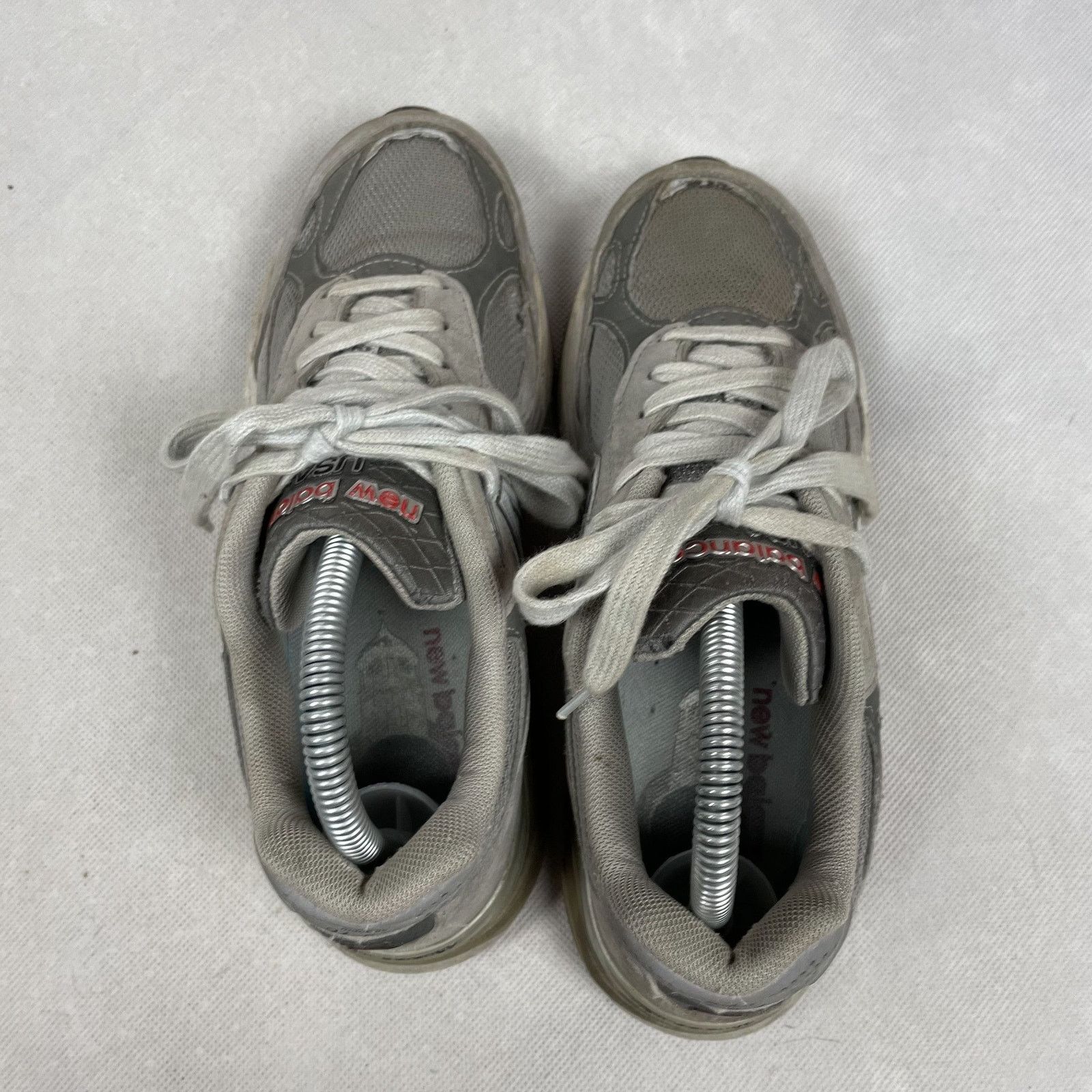 New Balance New Balance Gray Leather Lace Up Athletic Sneaker Shoes Size US 6 / IT 36 - 2 Thumbnail