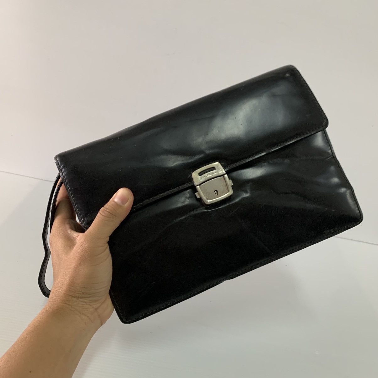 Salvatore Ferragamo Salvatore Ferragamo Leather Clutch Bag Size ONE SIZE - 9 Thumbnail
