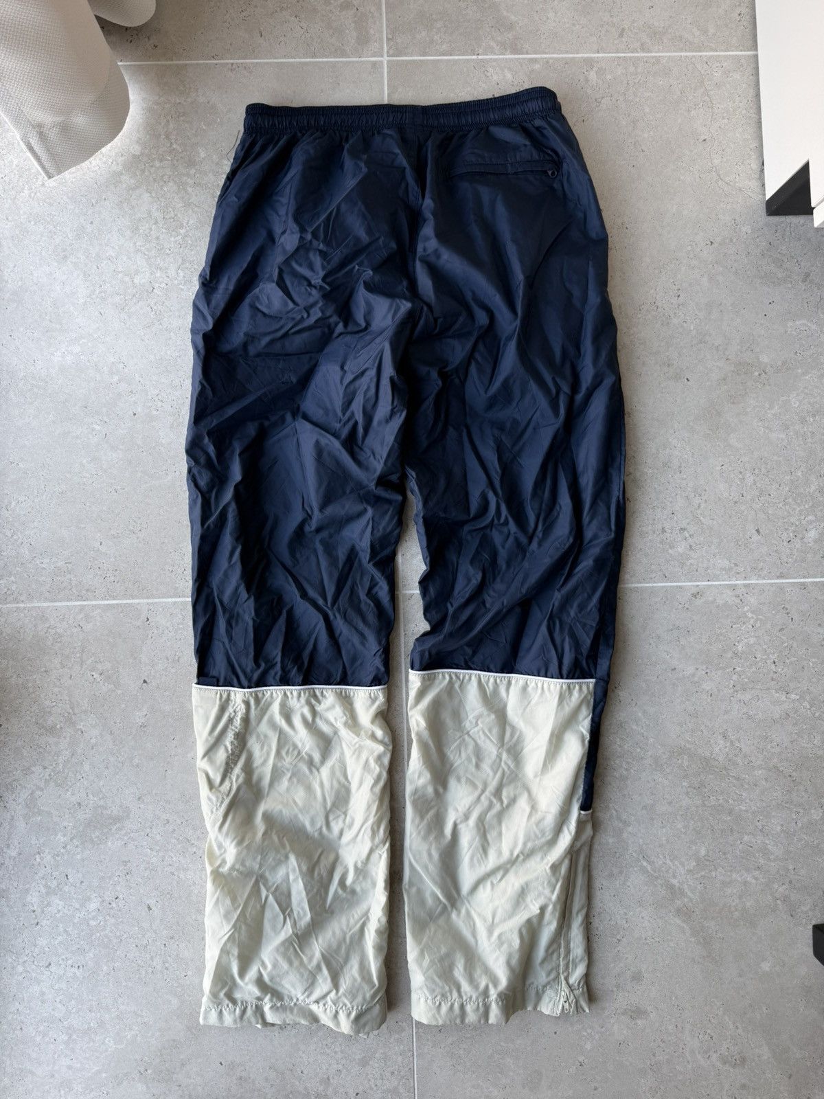 Nike Vintage Nike Nylon Pants Size US 36 / EU 52 - 2 Thumbnail