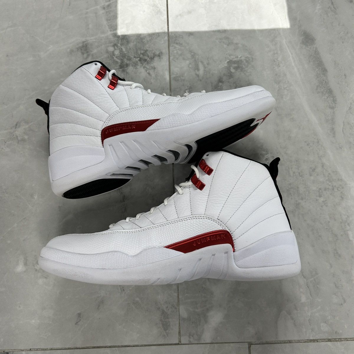 Air Jordan 12 Retro Twist (USED NO BOX) size-10M