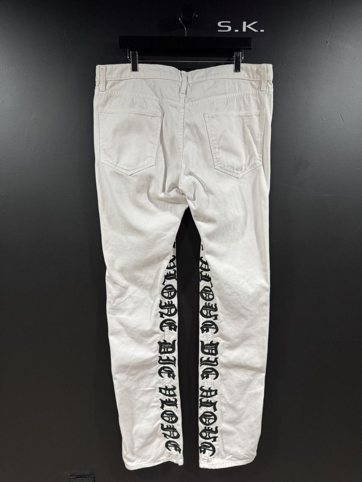 Vlone VLONE Old English Stacked Extended White Denim Jeans XXL Size US 38 / EU 54 - 7 Thumbnail