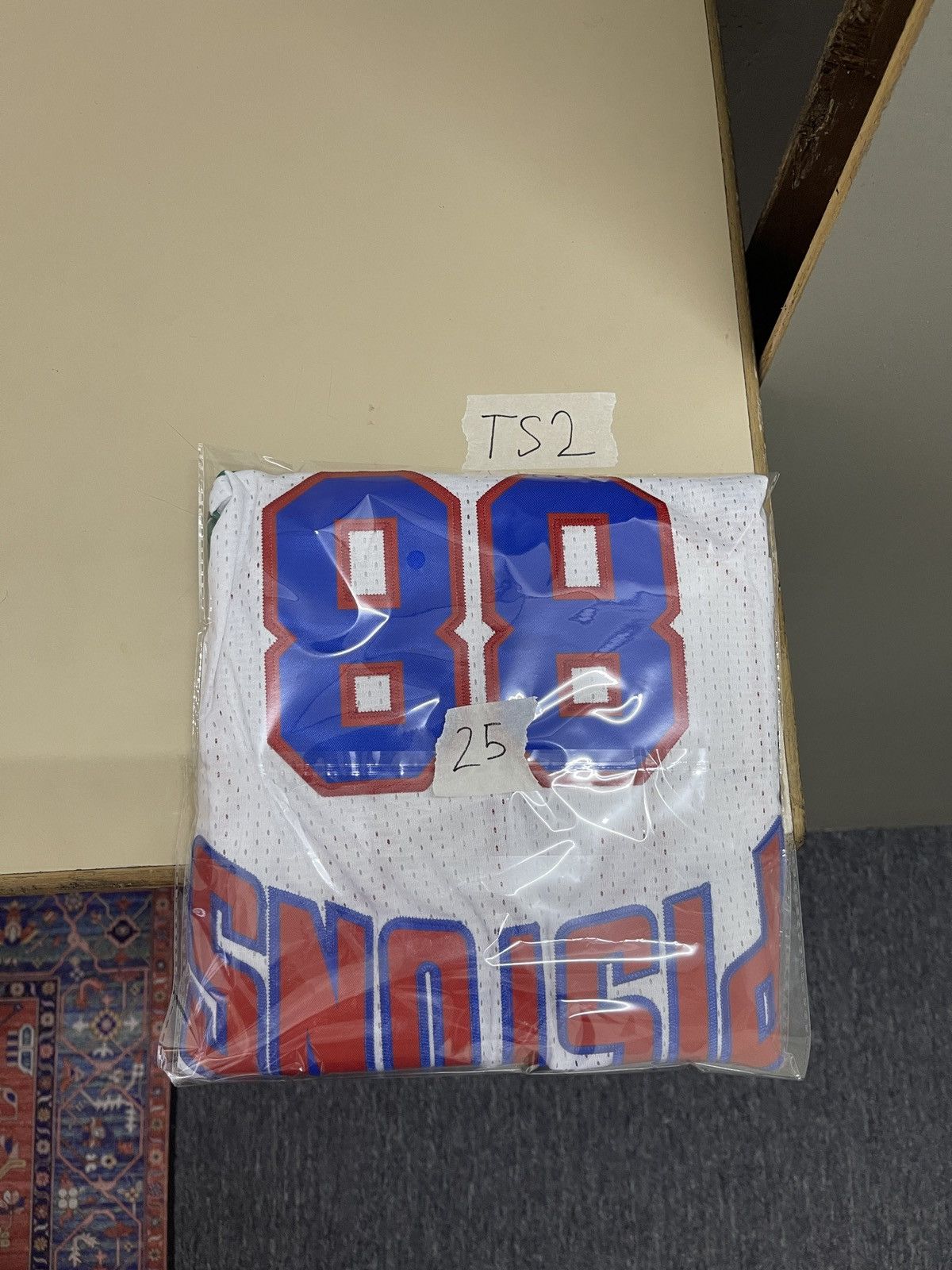 Mitchell & Ness Don Big Sean Detroit Pistons Basketball Jersey Size US L / EU 52-54 / 3 - 10 Thumbnail