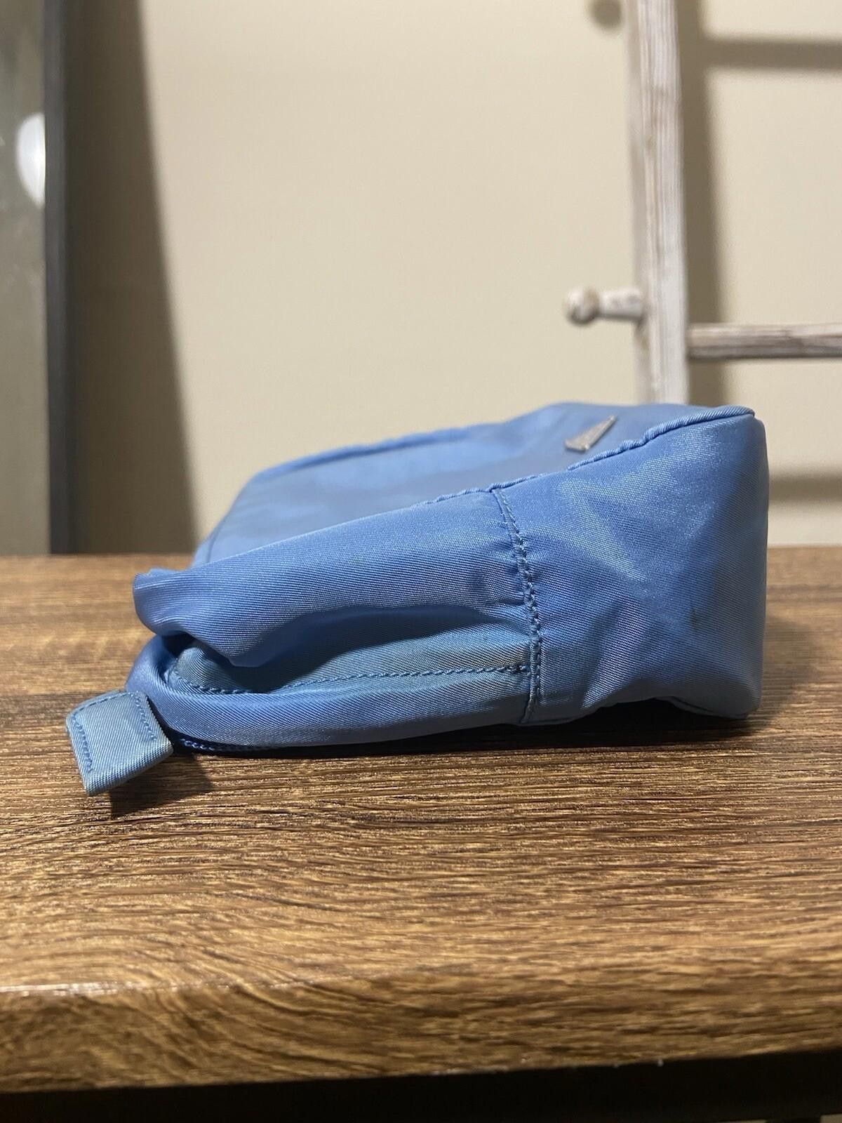 Prada Prada blue nylon logo-lined clutch pouch bag w strap, good* Size ONE SIZE - 4 Thumbnail