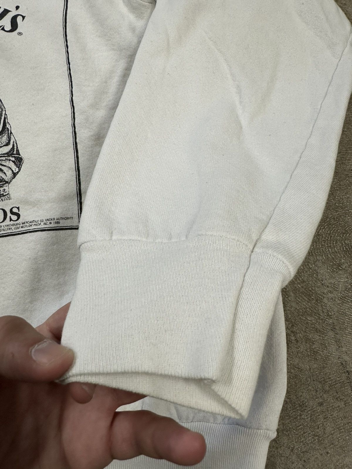 Fruit Of The Loom Vintage 90s Jack Daniels Whisky Sweatshirt Size US L / EU 52-54 / 3 - 7 Thumbnail