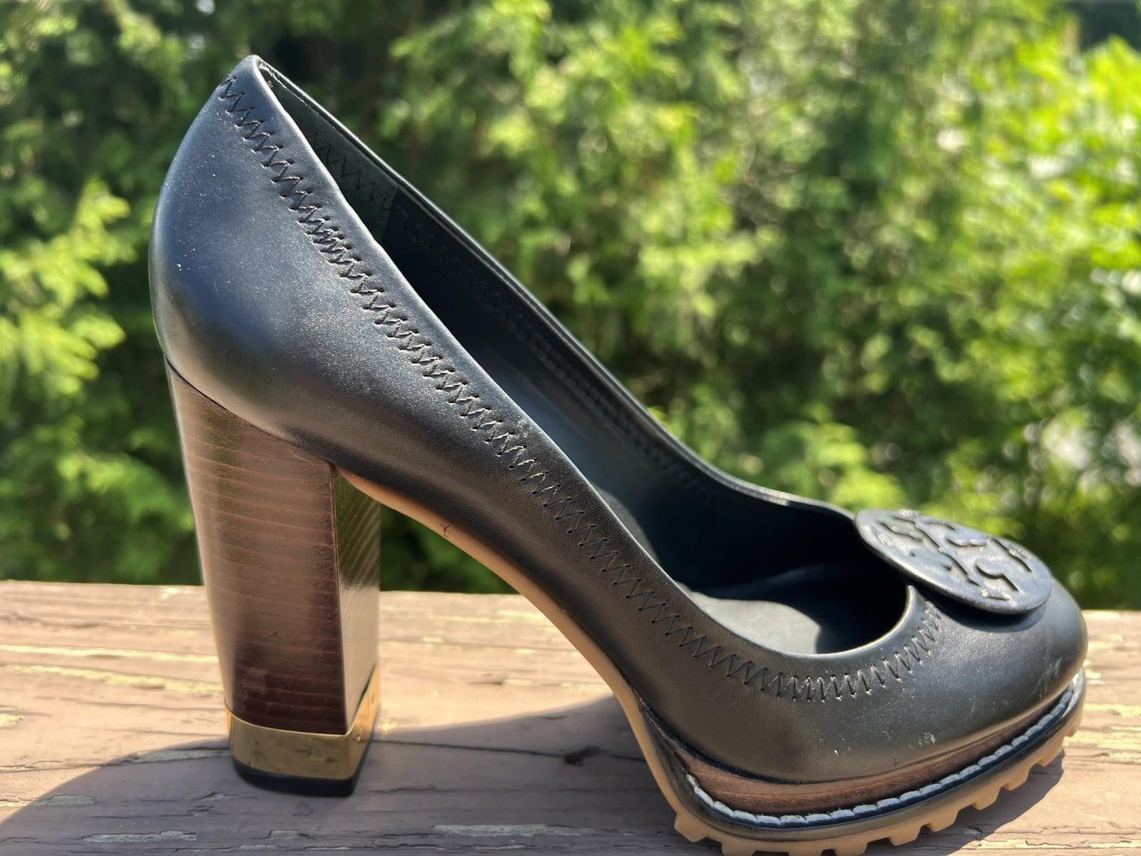 Tory Burch Tory Burch LEANNE Lug Pumps Black Leather Y2K Preppy Sz 8.5 Size US 8.5 / IT 38.5 - 3 Thumbnail