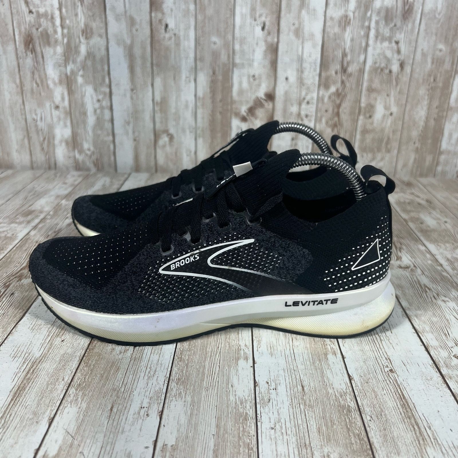 Brooks Brooks levitate 5 stealth fit Womens 9 black Size US 9 / IT 39 - 2 Thumbnail