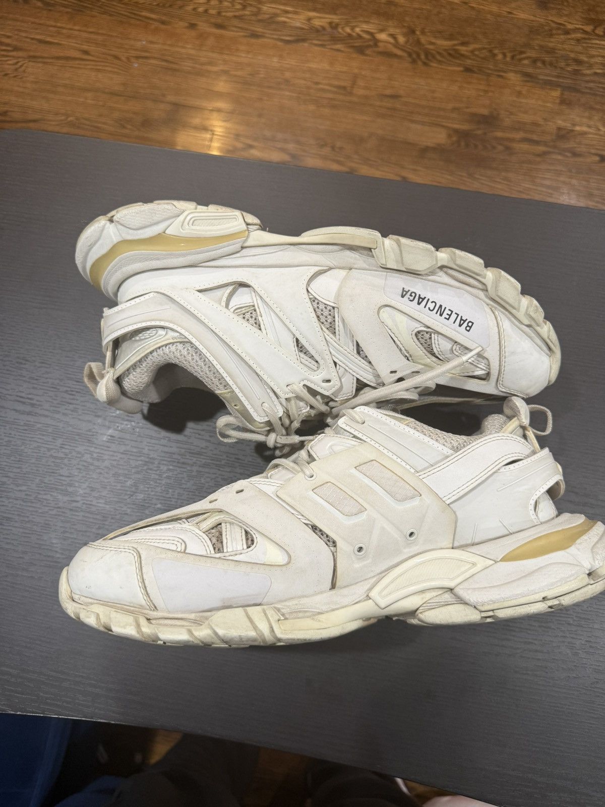Balenciaga balenciaga tracks white Size US 11 / EU 44 - 3 Thumbnail