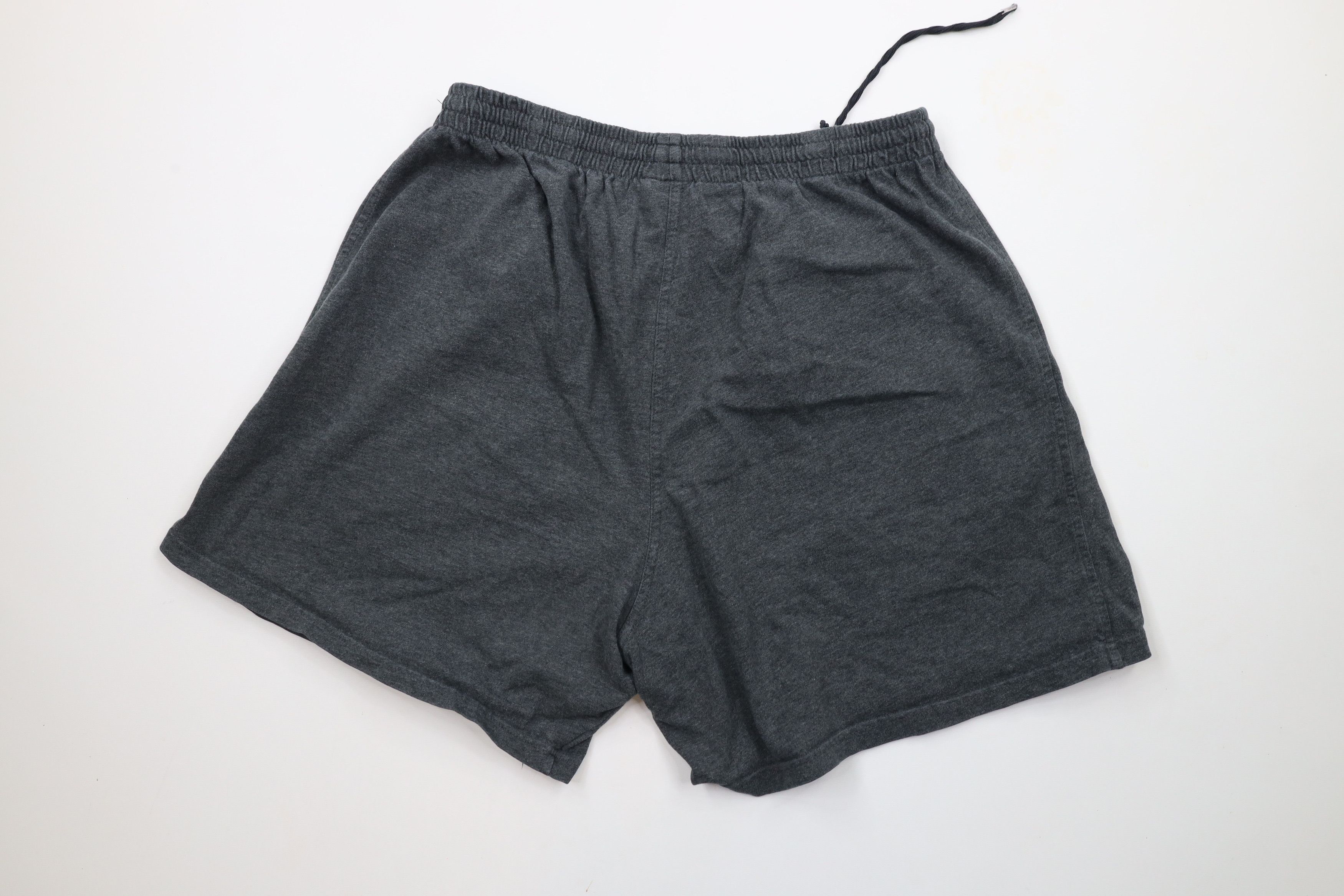 Reebok × Vintage Vintage 90s Reebok Logo Above Knee Shorts Heather Gray Size US 36 / EU 52 - 9 Thumbnail