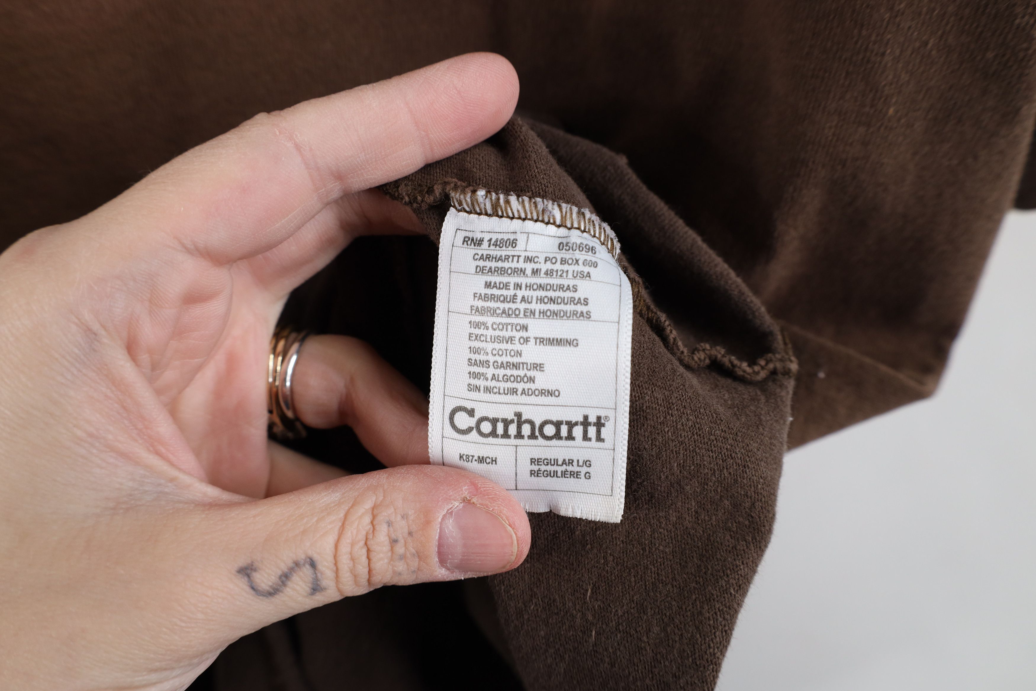 Carhartt × Vintage Vintage Carhartt Spell Out Sun Faded Heavy T-Shirt Brown Size US L / EU 52-54 / 3 - 12 Thumbnail