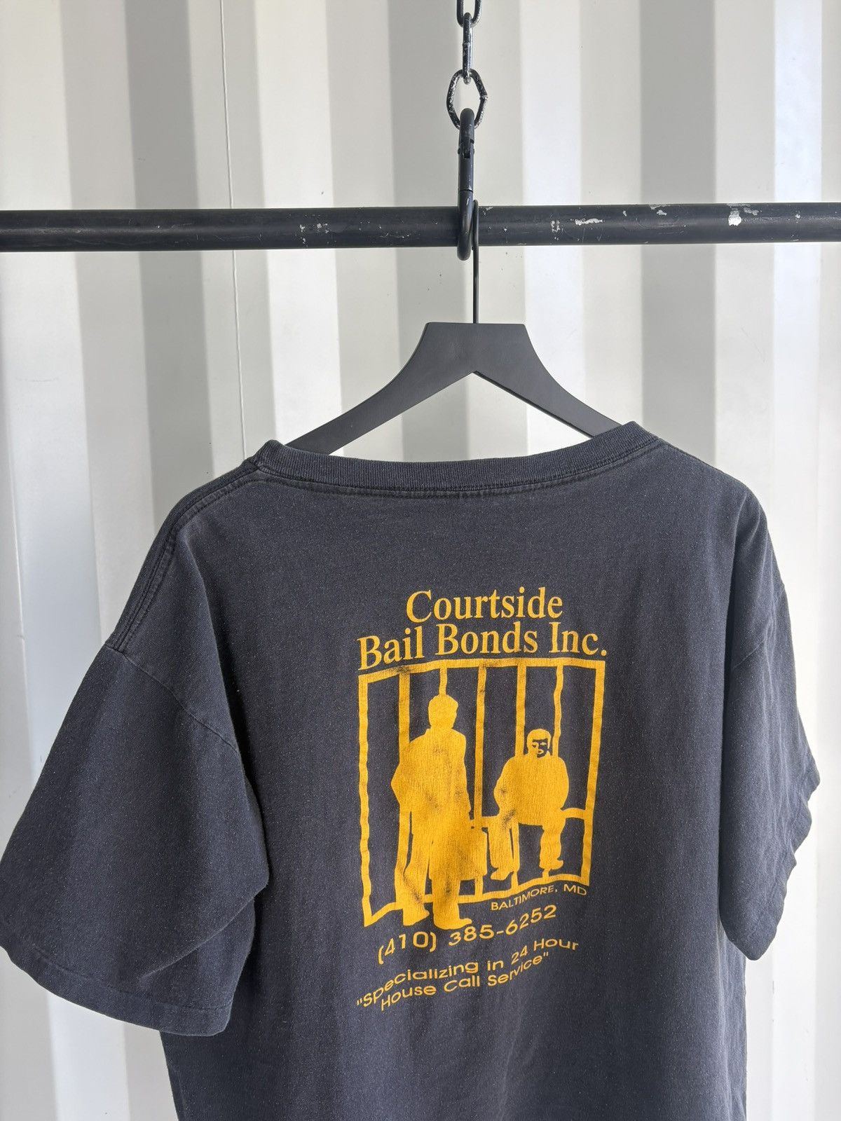 Vintage Courtside Bail Bonds Thrashed Faded Shirt Distressed GRUNGE Size US XL / EU 56 / 4 - 4 Thumbnail
