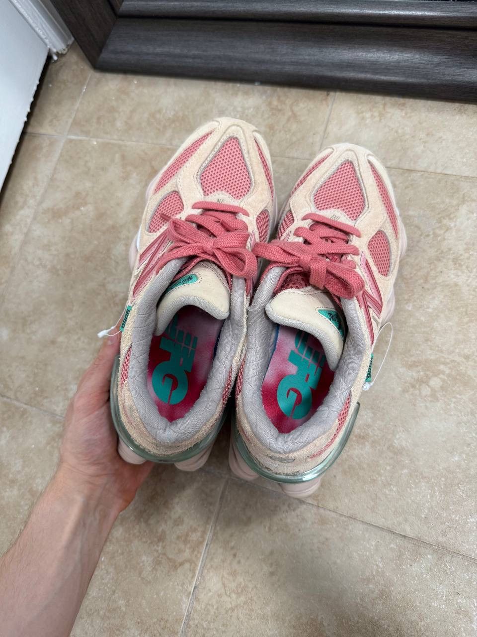 Joe Freshgoods × New Balance Joe Freshgoods x New Balance 9060 COOKIE PINK DS U9060JF1 Size US 6 / EU 39 - 5 Thumbnail
