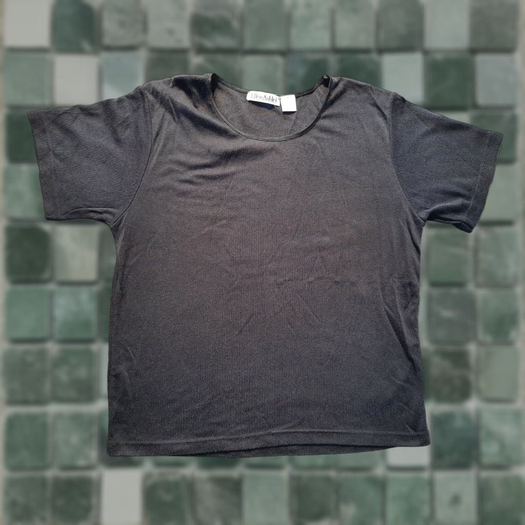 Vintage ELLEN Ashley Shirt Top Womens M Black Short Sleeve Round Neck Cotton Basic Solid Top Regular Vintage No Size M / US 6-8 / IT 42-44 - 1 Thumbnail