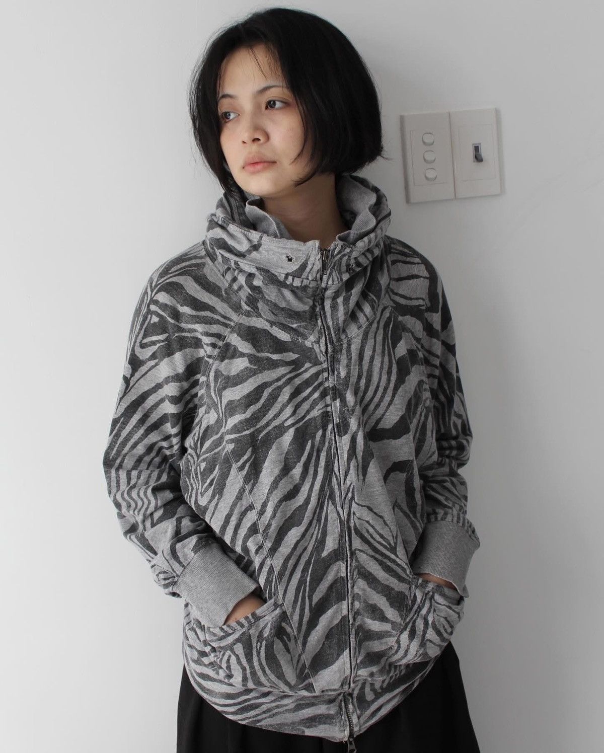 Vintage 2000S HEAVEN AND EARTH ZEBRA BONO JACKET Size US M / EU 48-50 / 2 - 3 Thumbnail