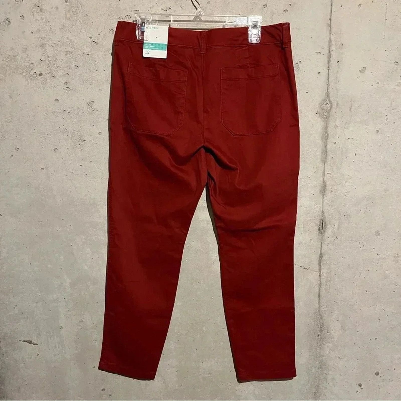 Old Navy NWT Old Navy Women's Pixie Ankle Length Chino Pants Sz 12 Size 34" / US 12 / IT 48 - 2 Thumbnail