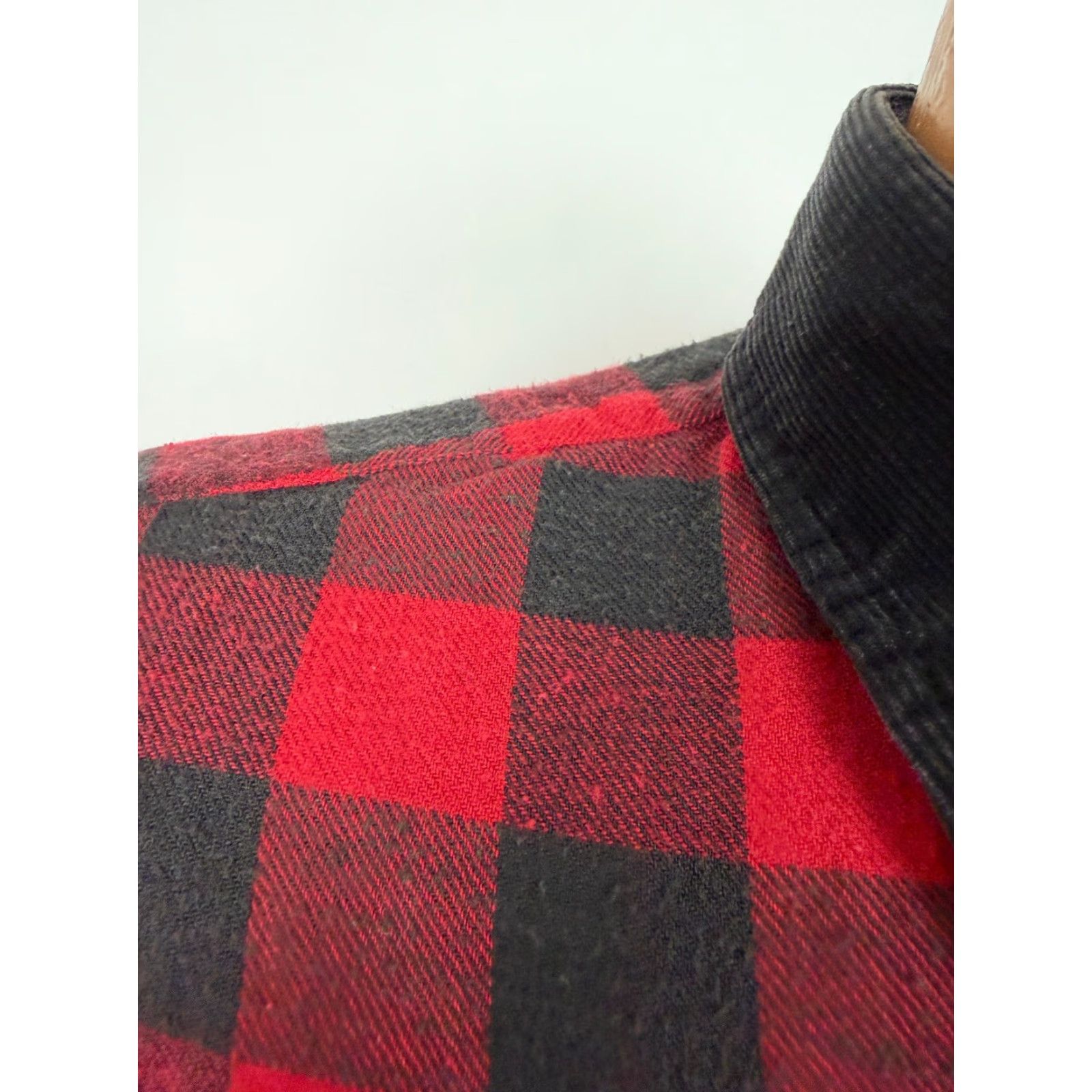 Vintage VINTAGE Claybrooke Flannel Shirt Men Large Red Black Check Corduroy Collar 90s Plaid Button-Up Size US L / EU 52-54 / 3 - 4 Thumbnail