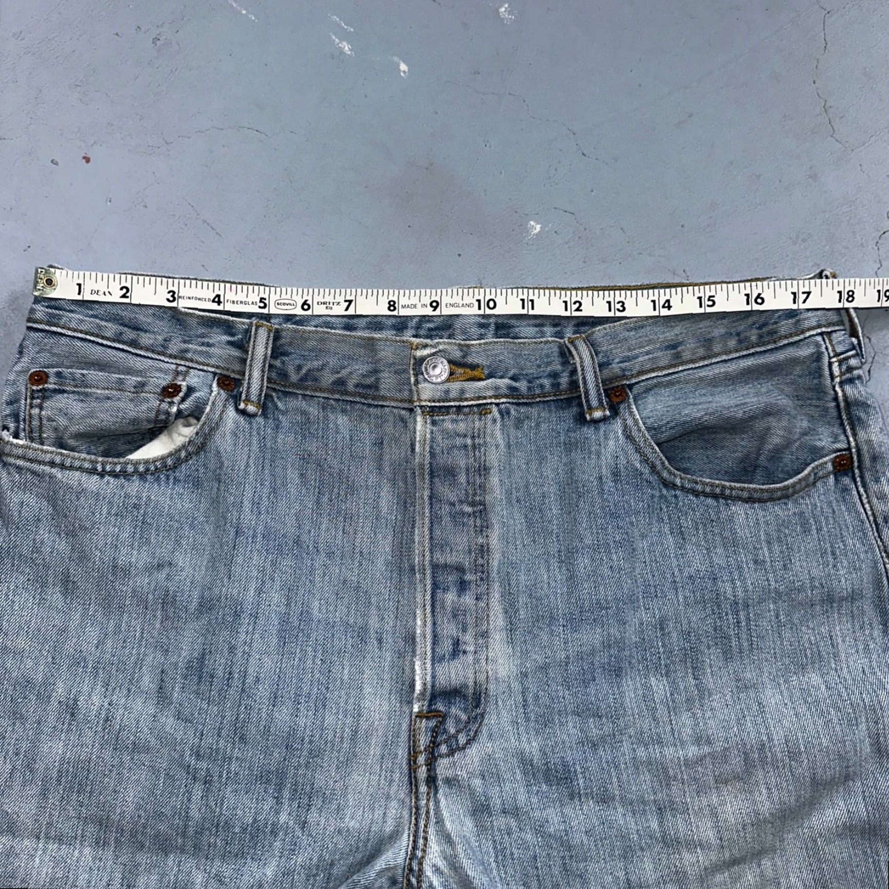 Levi's Levi's 501 Levi's Jeans 501 Vintage Y2K Straight Leg Jeans 36x30 Light Blue 90s Mens Men's Regular Denim Cotton Jeans Button Levis 501 Series Blues Size US 36 / EU 52 - 7 Thumbnail
