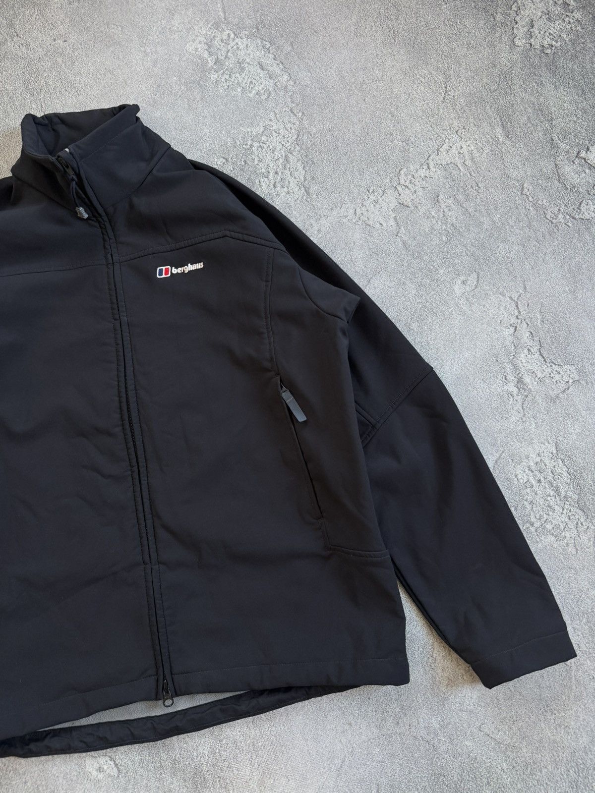 Berghaus Berghaus L Softshell black outdoor jacket gorpcore Size US L / EU 52-54 / 3 - 6 Thumbnail