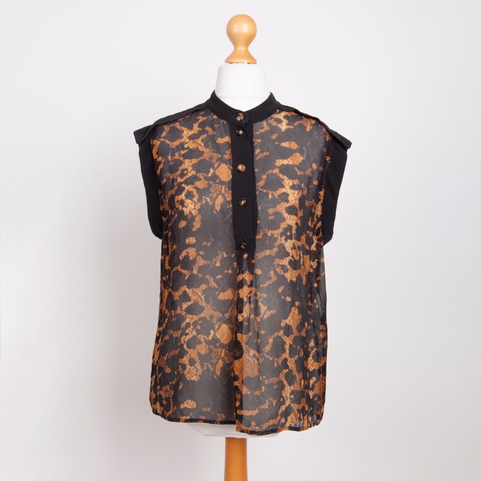Escada Escada Silk Blouse Leopard Snake Pattern Vintage Size M / US 6-8 / IT 42-44 - 1 Thumbnail