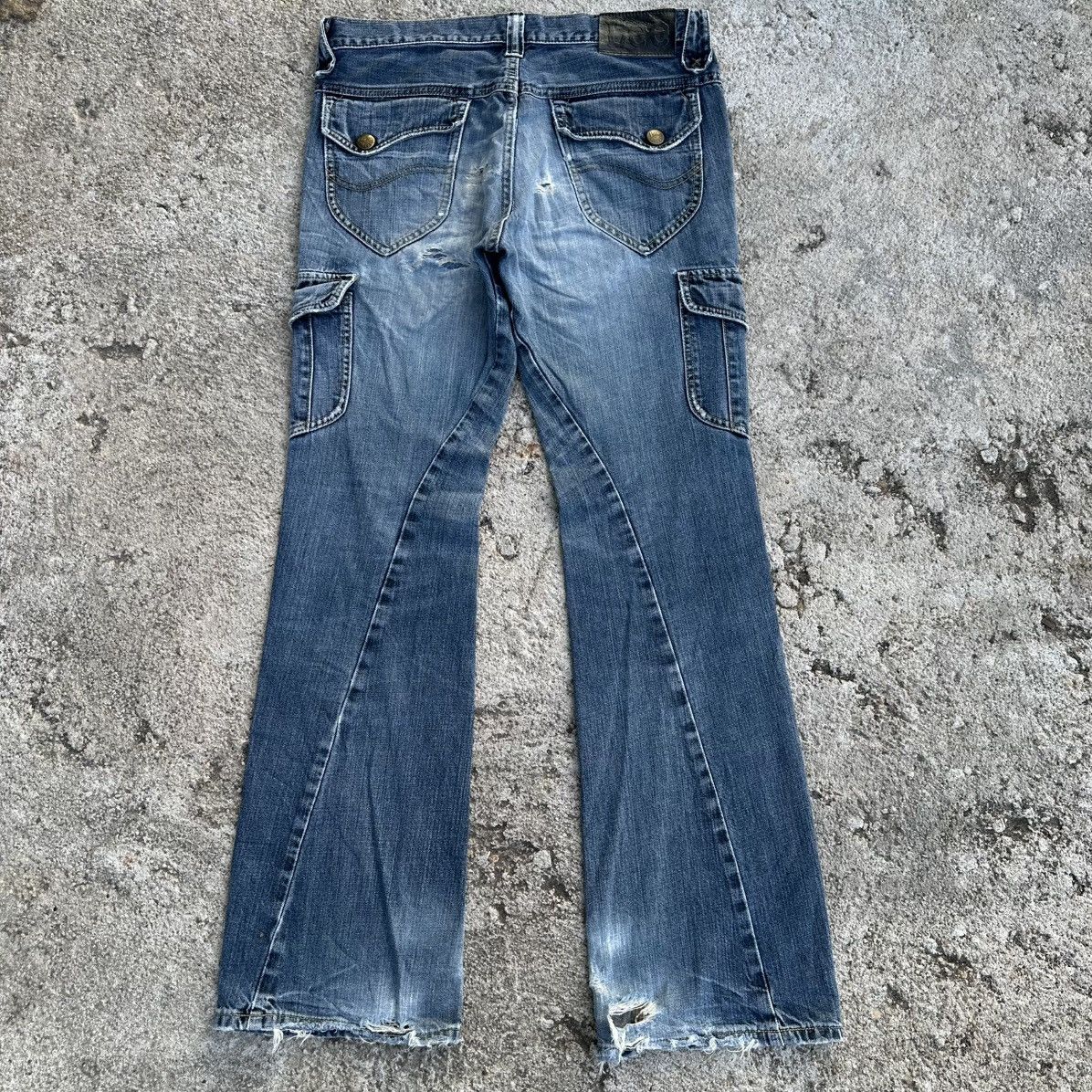 Japanese Brand Vintage Flare Lee Riders Twisted Leg Distressed Jeans W32 Size US 32 / EU 48 - 8 Thumbnail