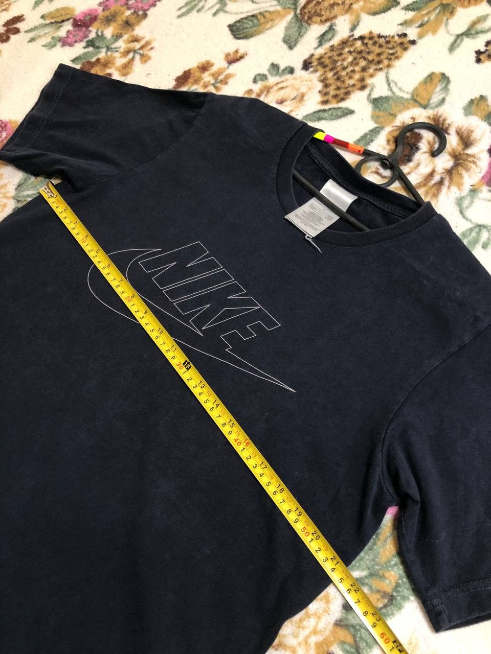Nike Nike T Shirt Big Logo 90s Vintage streetwear Size US L / EU 52-54 / 3 - 8 Thumbnail
