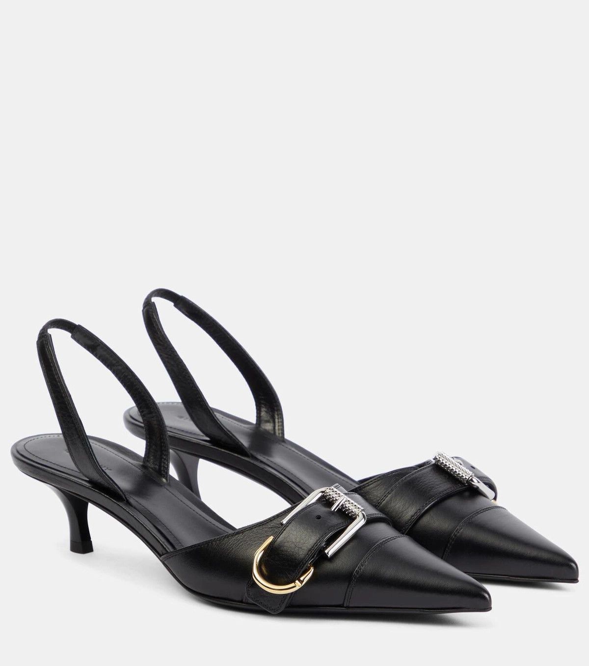 o1y0925 Slingback Pumps in Black