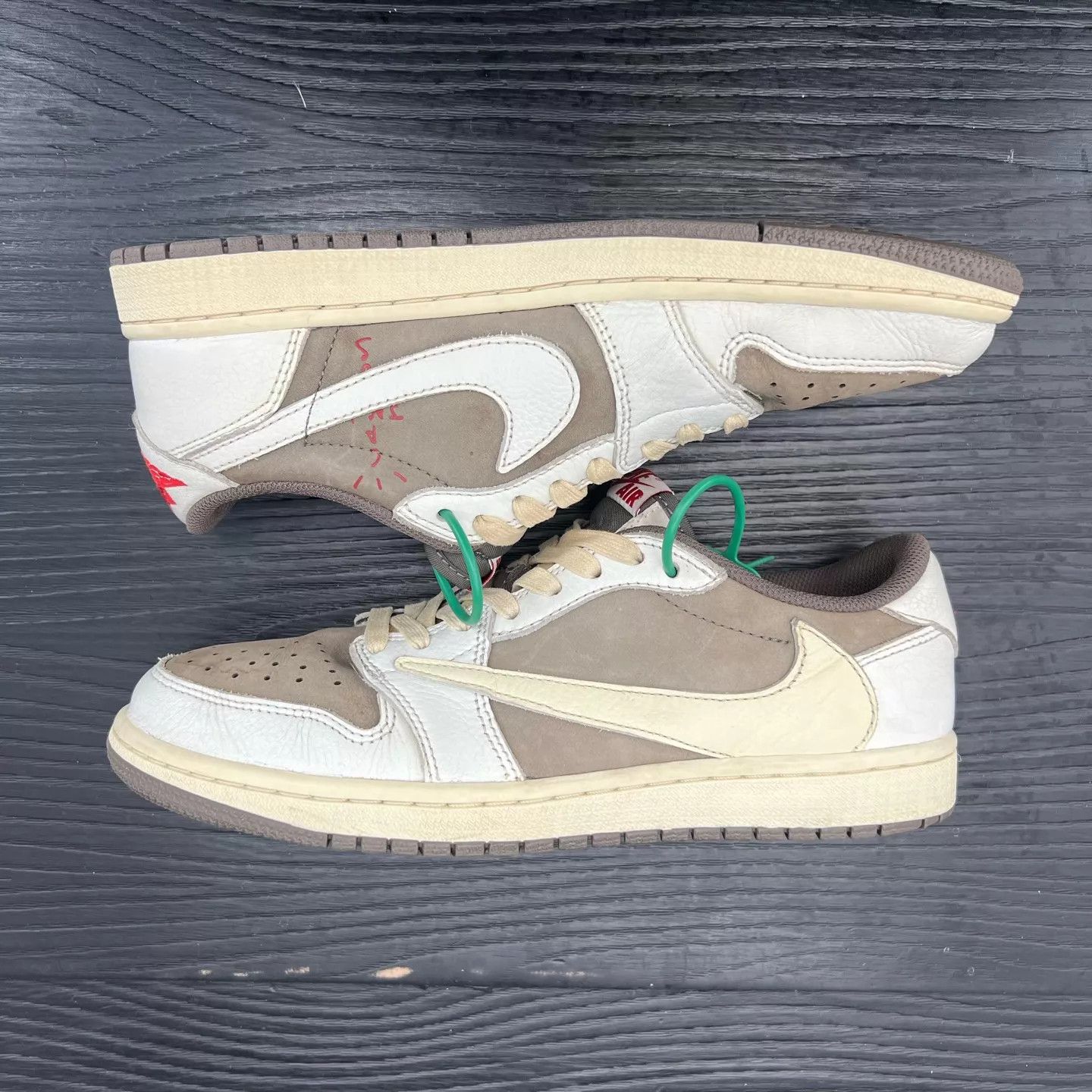 Nike Air Jordan 1 Low TS Mocha 41 Size US 8 / EU 41 - 2 Thumbnail