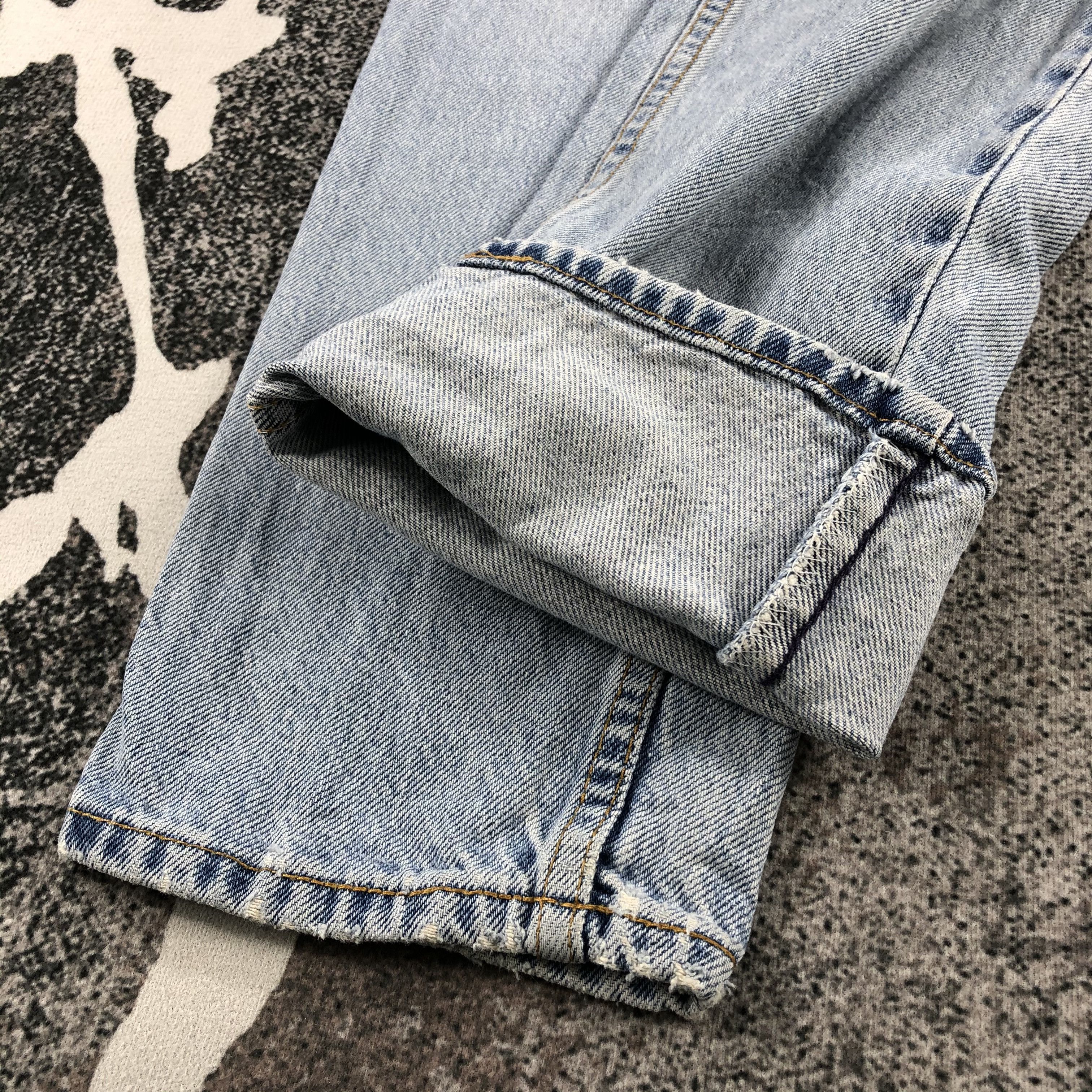 Levi's Vintage 90s Levi's 950 Jeans Medium Wash Denim KJ990 Size US 29 - 7 Thumbnail