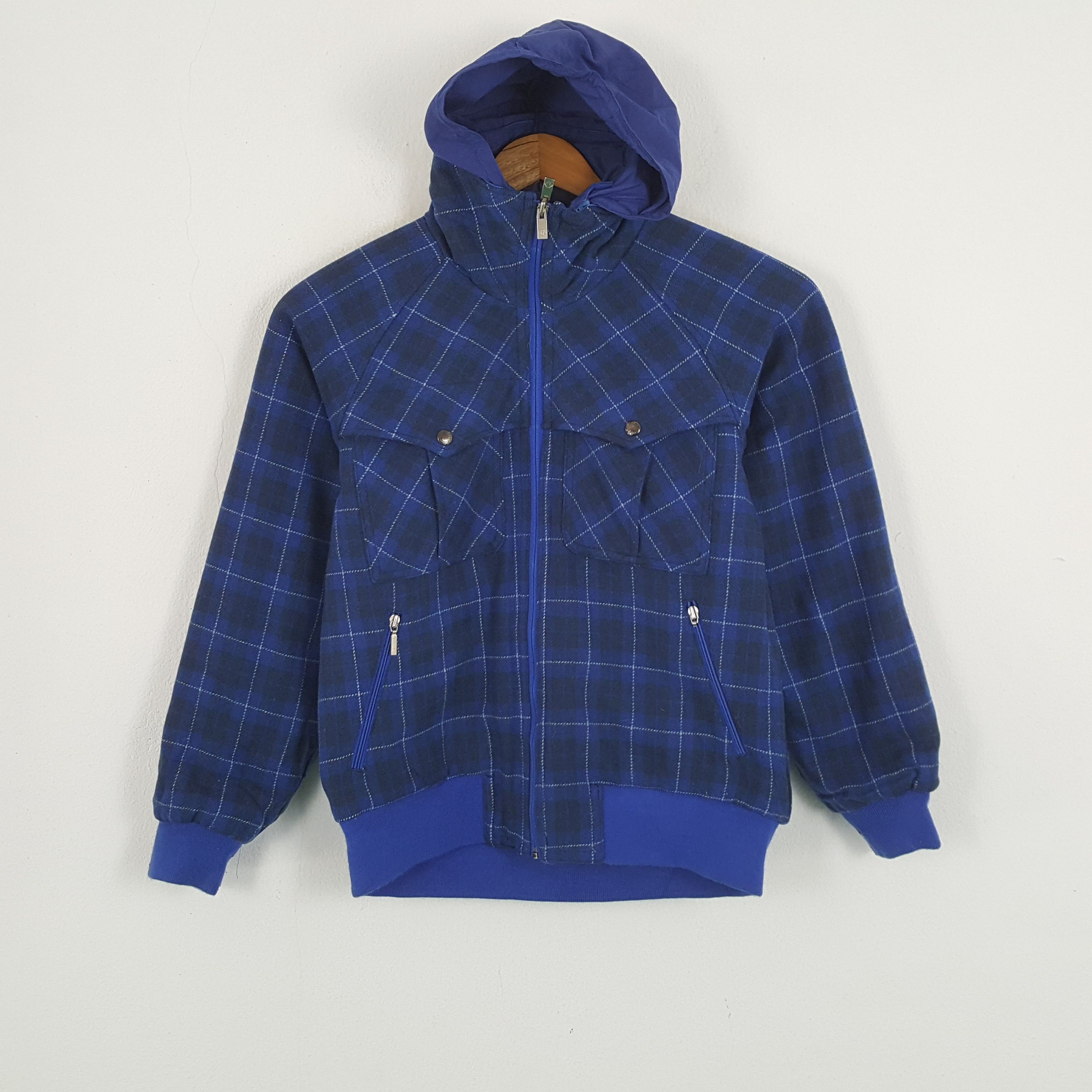 Descente × Japanese Brand × Vintage Vintage DESCENTE Japanese Mastermind Skull Style Jacket Size US L / EU 52-54 / 3 - 3 Thumbnail