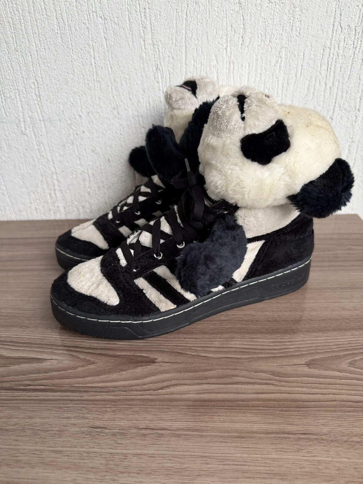 Jeremy Scott Js panda Bear sneaker Size US 9 / EU 42 - 2 Thumbnail