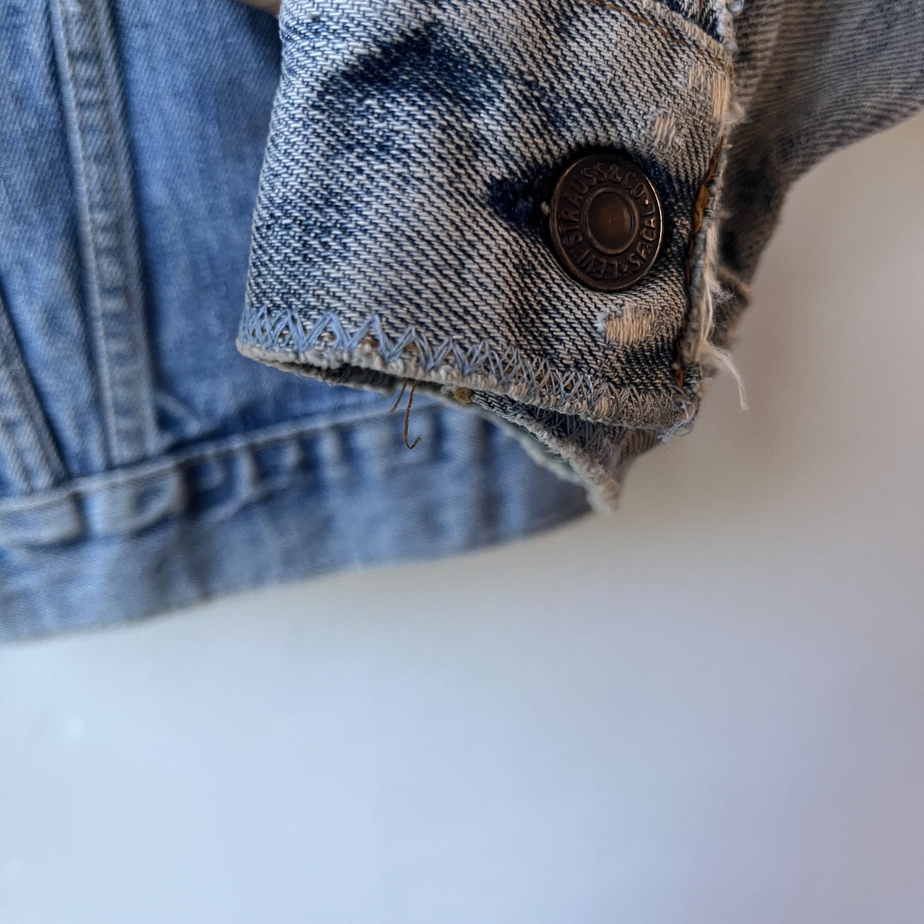 Levi's × Levi's Vintage Clothing Repaired Vintage Levi’s Denim Jacket Thrashed Size US M / EU 48-50 / 2 - 8 Thumbnail