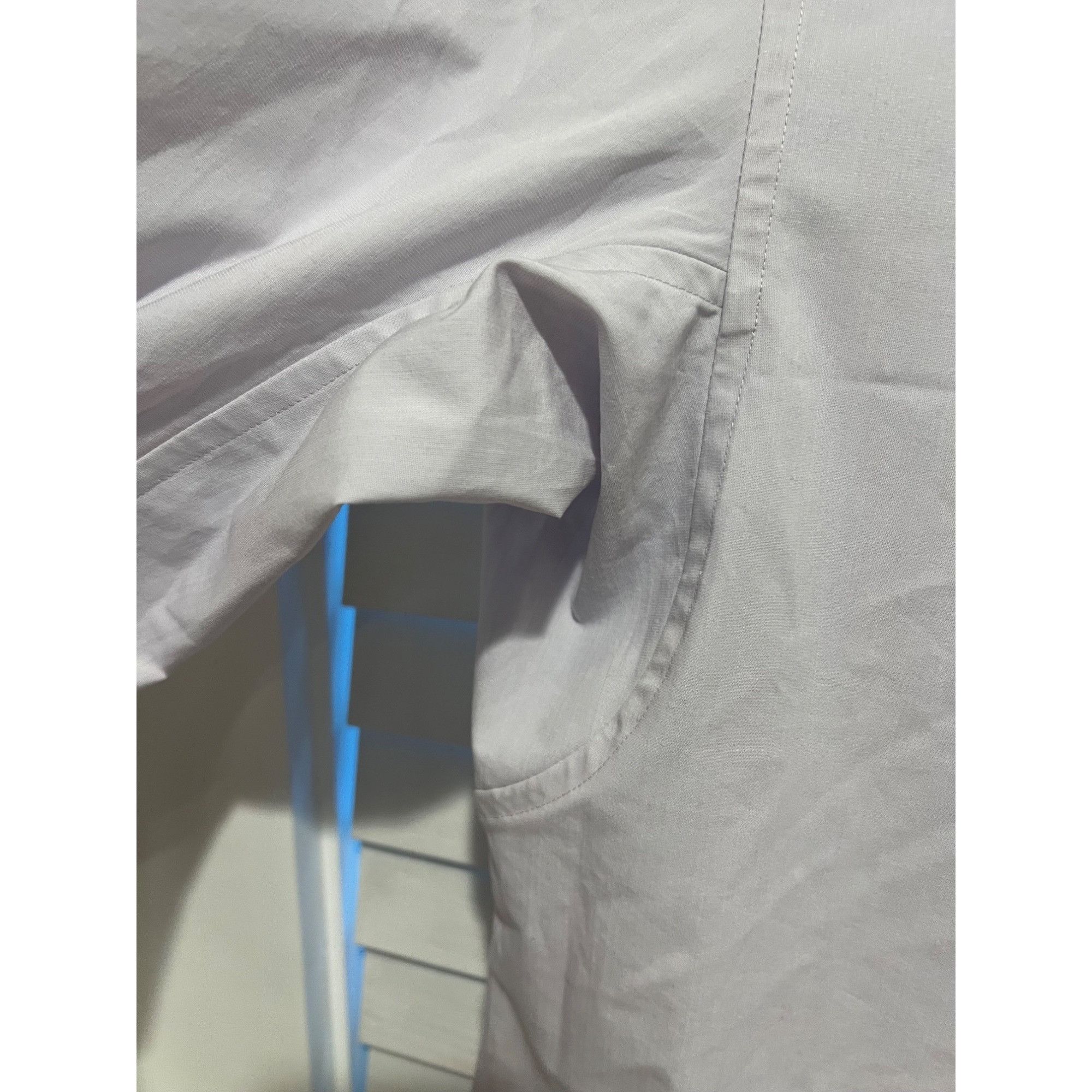 Lululemon Lululemon Long Sleeve Button Up Shirt - Size M Size US M / EU 48-50 / 2 - 2 Thumbnail