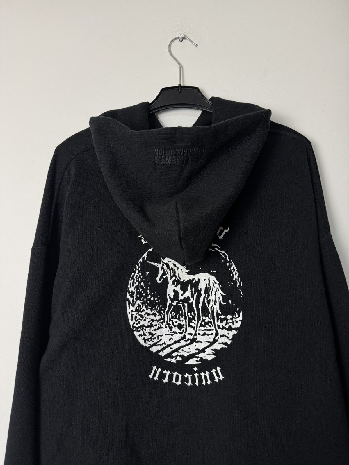 Vetements Vetements Unicorn hoodie black FW18 Avantgarde luxury Size US M / EU 48-50 / 2 - 8 Thumbnail