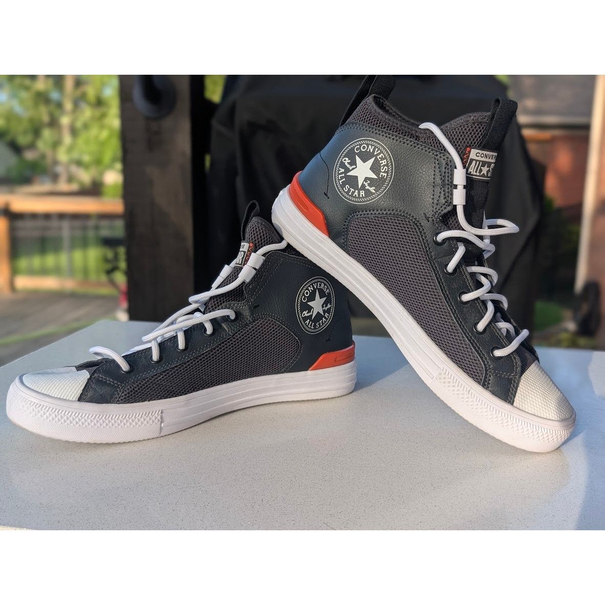 Converse Converse Chuck Taylor AllStar High Top Shoes 8 Black EUC Size US 8 / EU 41 - 1 Thumbnail