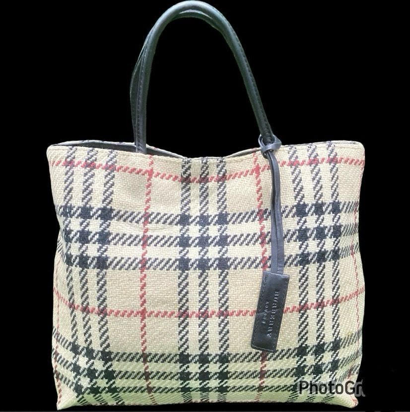 Burberry Authentic Burberry Novachek Wool Tote Bag Size ONE SIZE - 1 Thumbnail