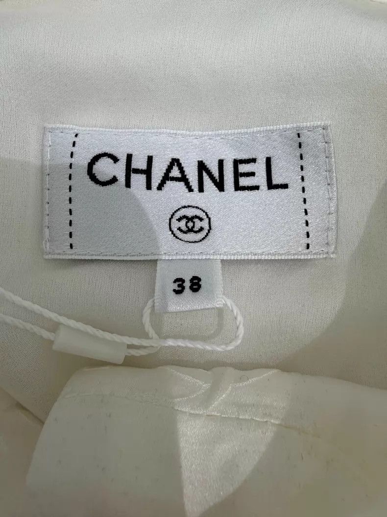 Chanel Chanel White dark flower relief jacket Size XS / US 0-2 / IT 36-38 - 4 Thumbnail