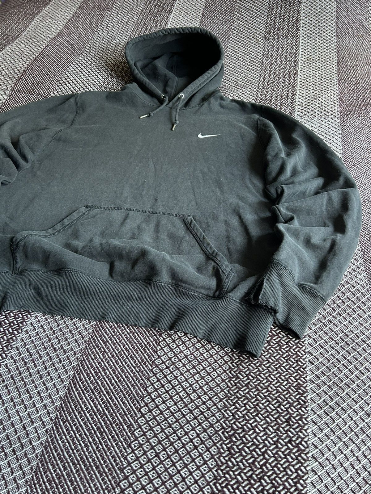 Nike Vintage Nike Thrashed Hoodie Basic Sportswear Size M Unisex Size US M / EU 48-50 / 2 - 3 Thumbnail