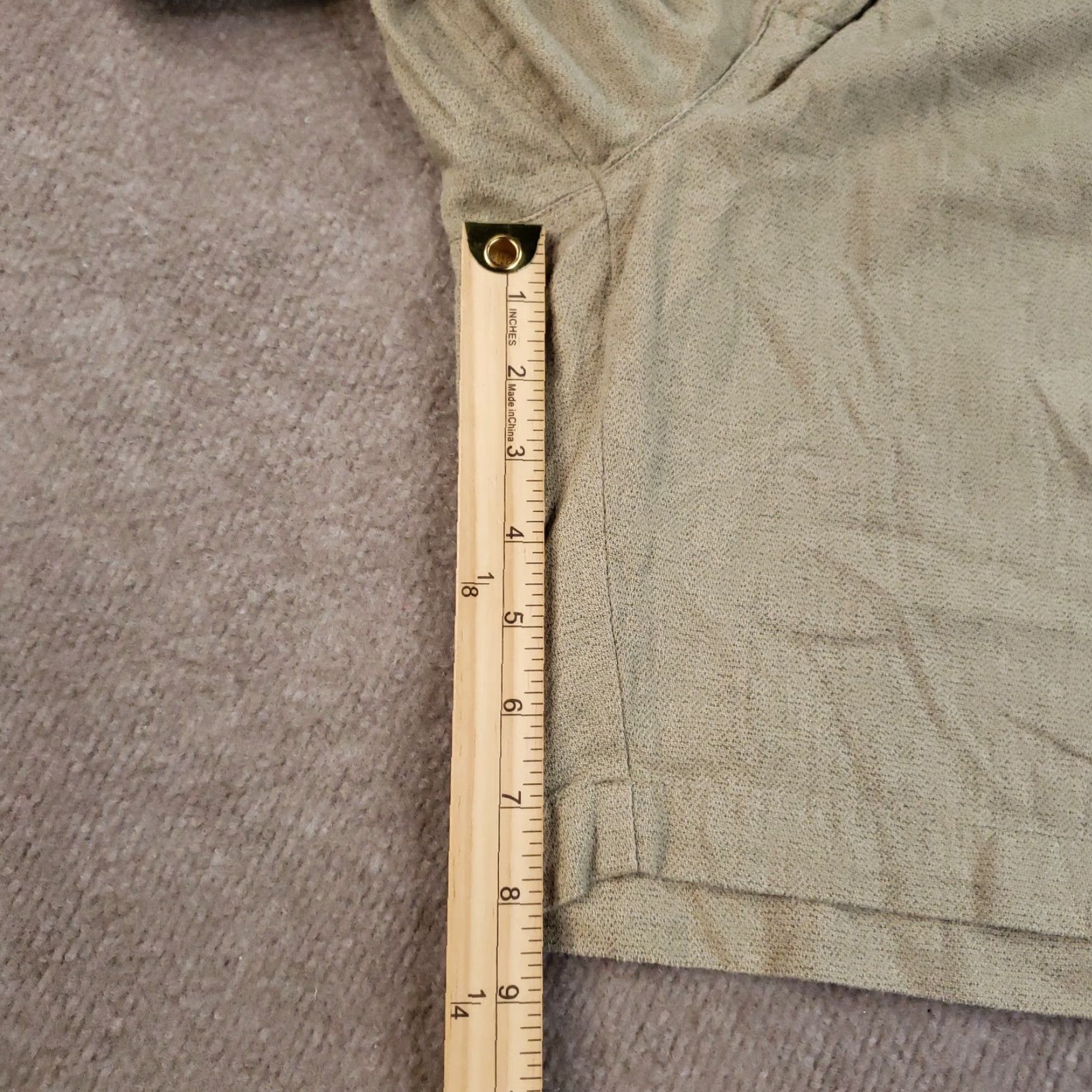 Nike VINTAGE Nike Golf Shorts Mens 35 (38 actual) Beige Flat Front Pleated Casual Y2K Size US 35 - 2 Thumbnail