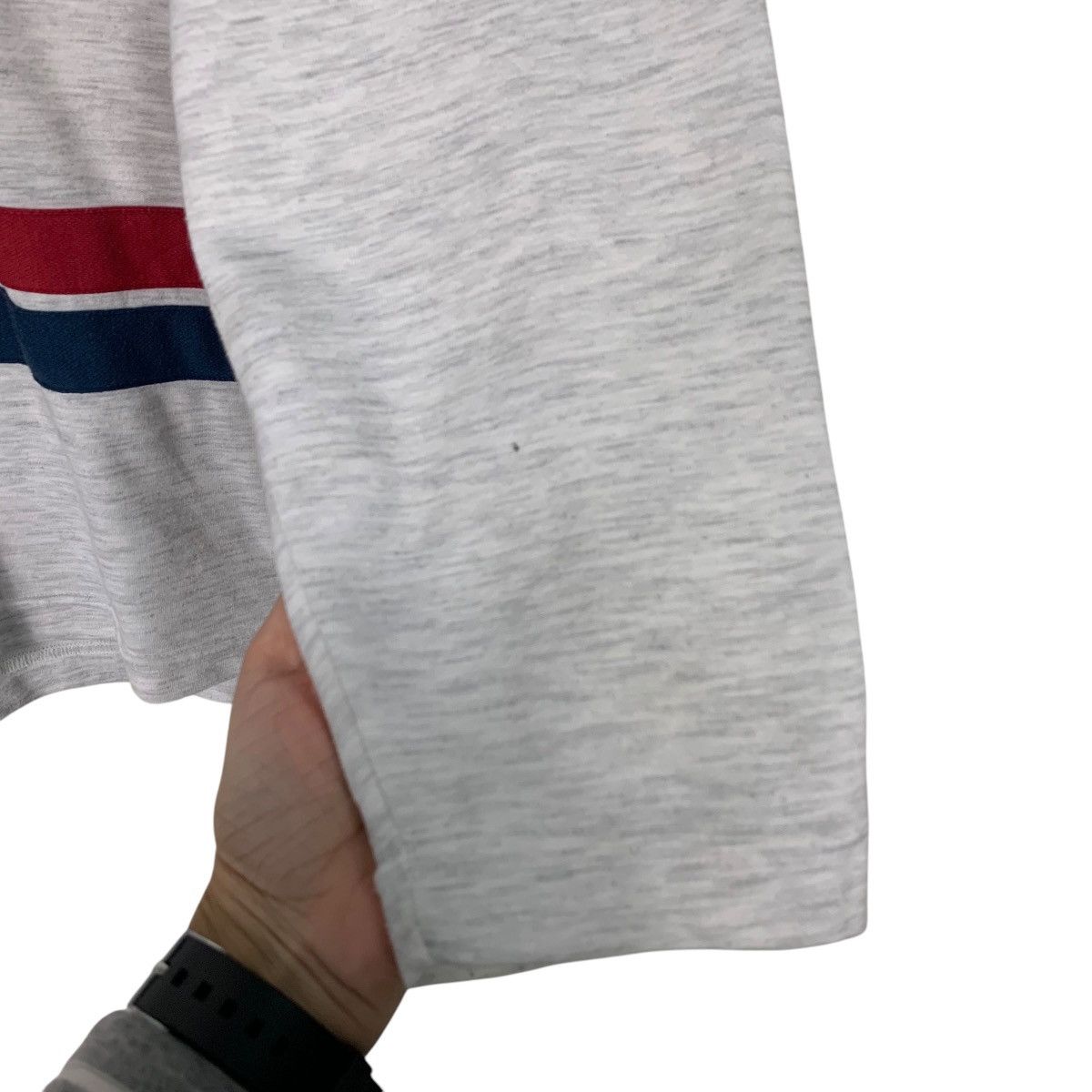 New Balance Vintage 90's NEW BALANCE V Neck Long Sleeve Shirt #2493-C112 Size US L / EU 52-54 / 3 - 9 Thumbnail