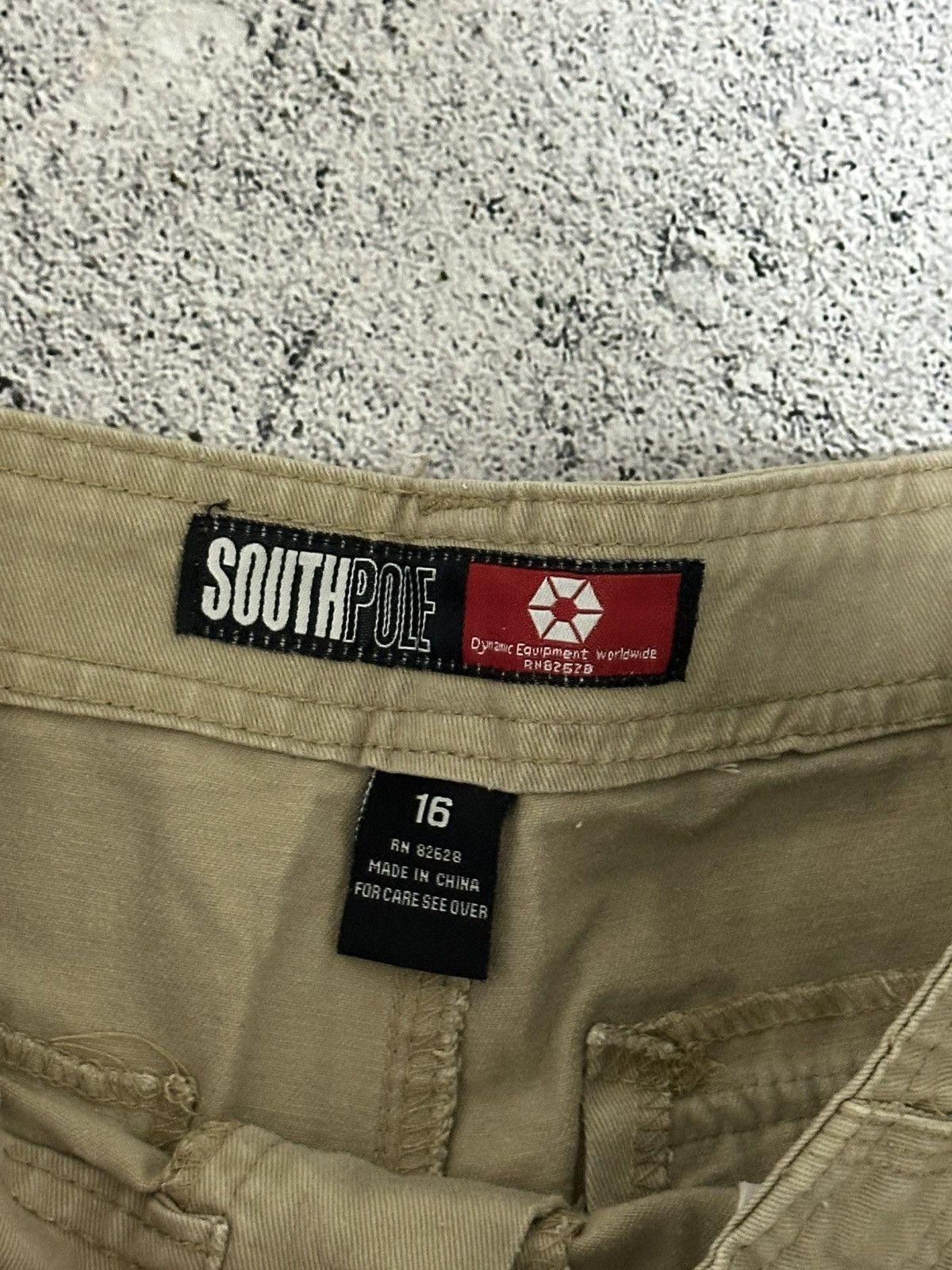 Southpole Southpole Cargo Shorts Beige Size 32 Size US 32 / EU 48 - 7 Thumbnail