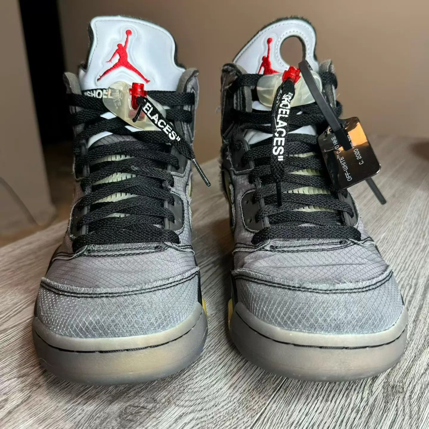 Off-White OFF-WHITE x Air Jordan 5 Black Satin 44 (98 New) Size US 11 / EU 44 - 2 Thumbnail